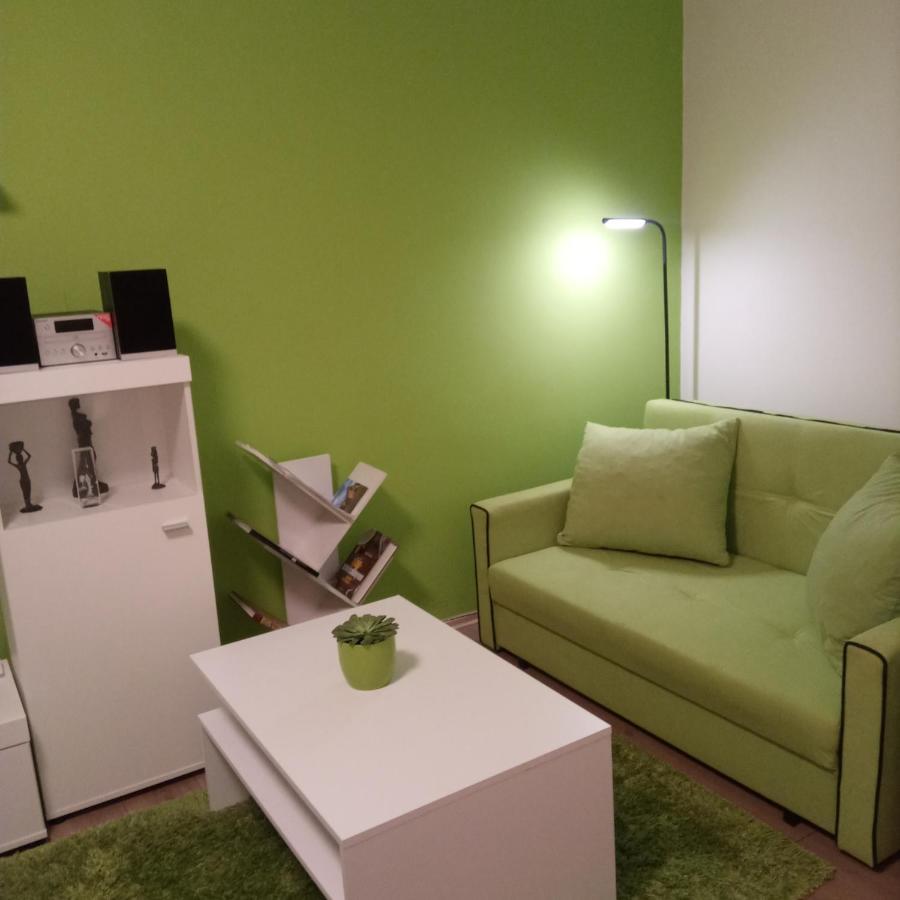 M&D Apartman Егер Екстериор снимка