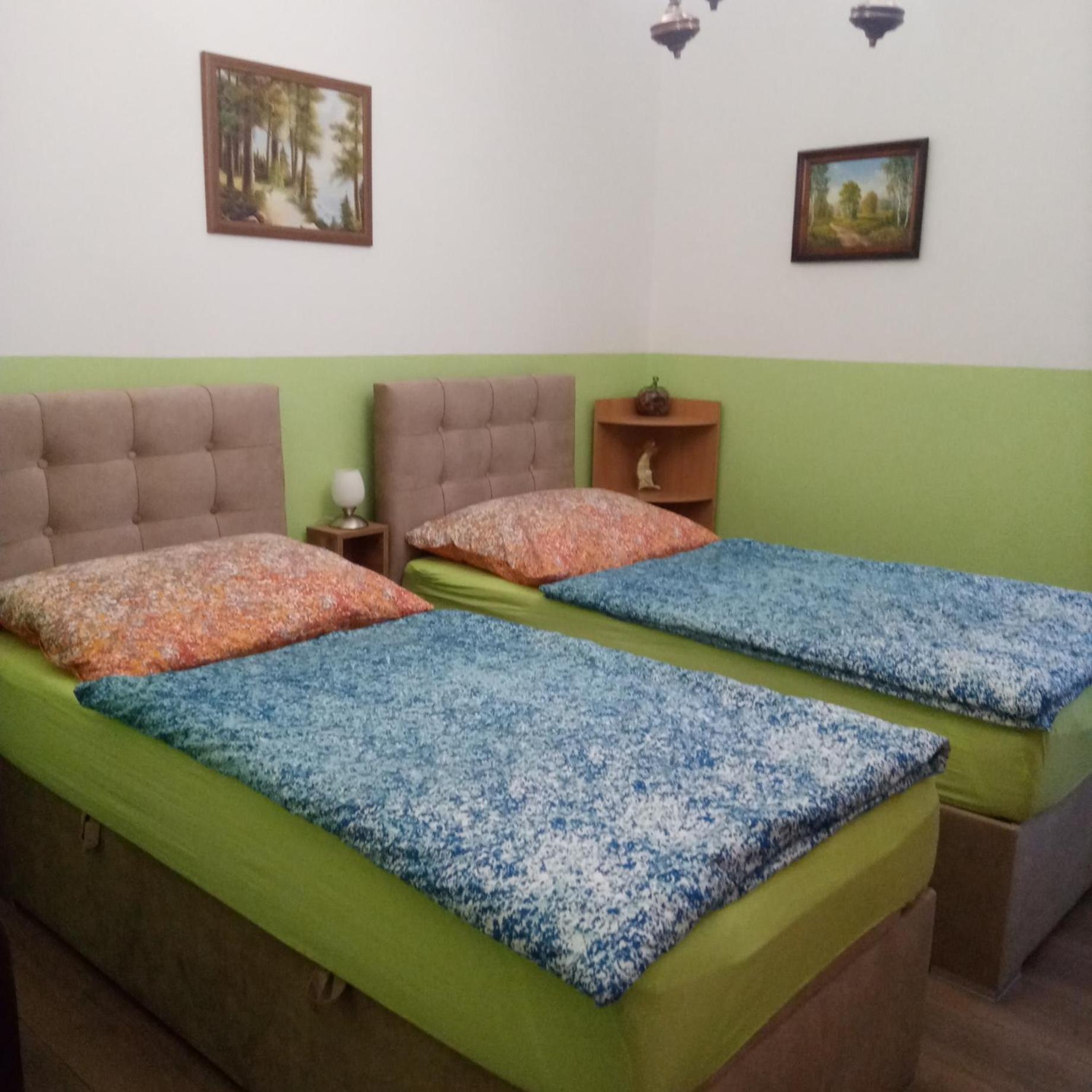 M&D Apartman Егер Екстериор снимка